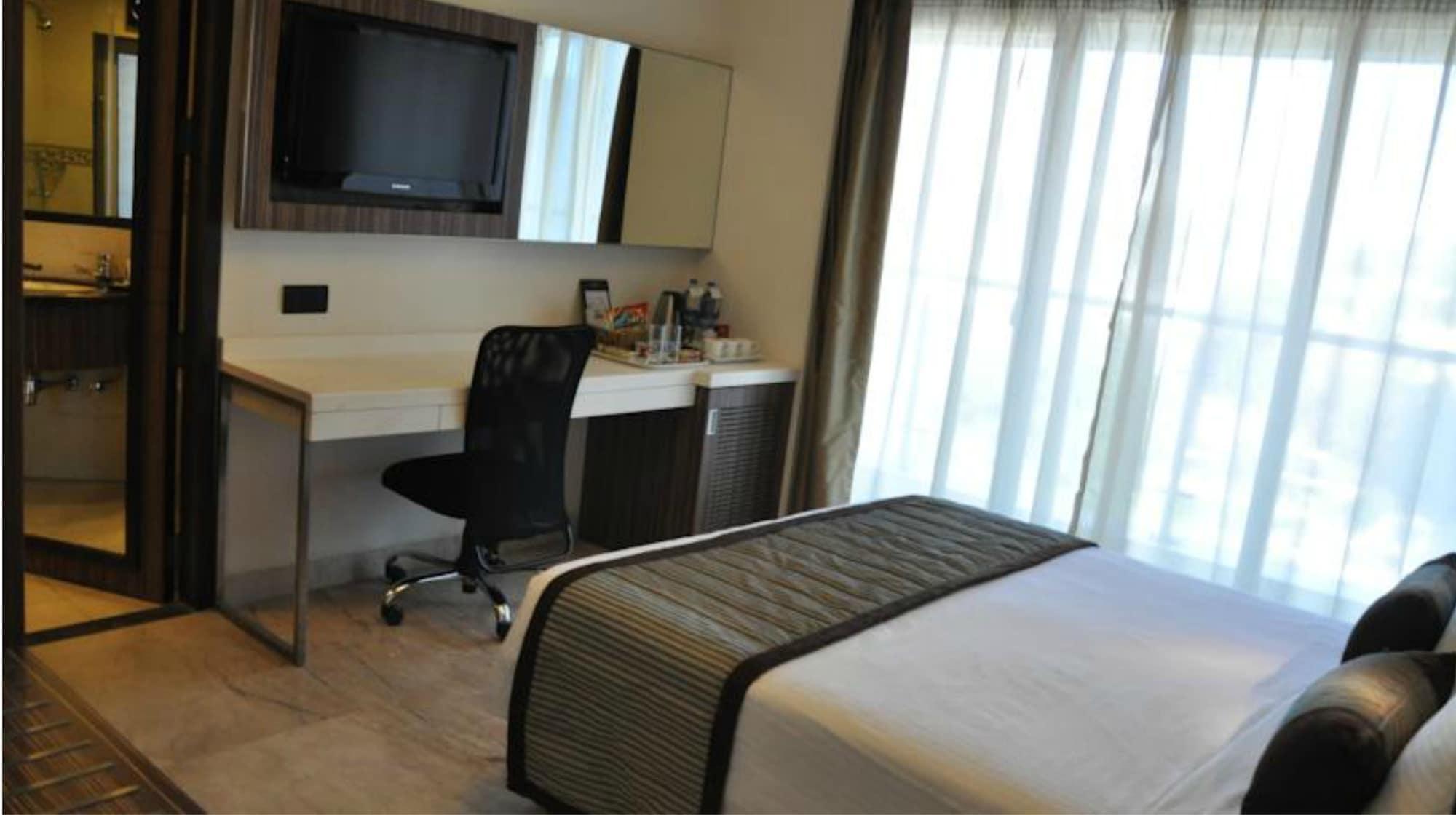 Residency Sarovar Portico Mumbai Exterior photo