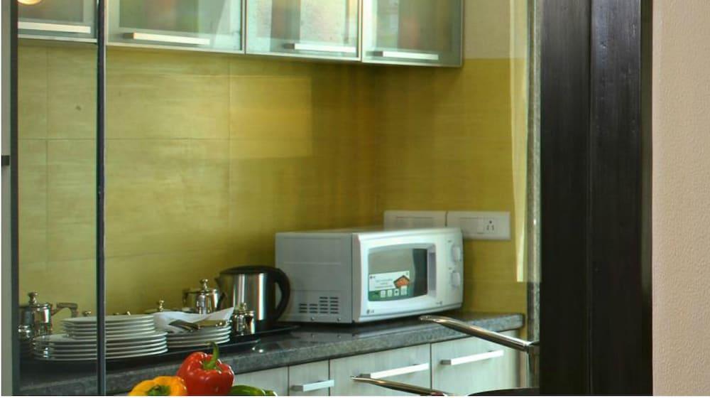 Residency Sarovar Portico Mumbai Exterior photo